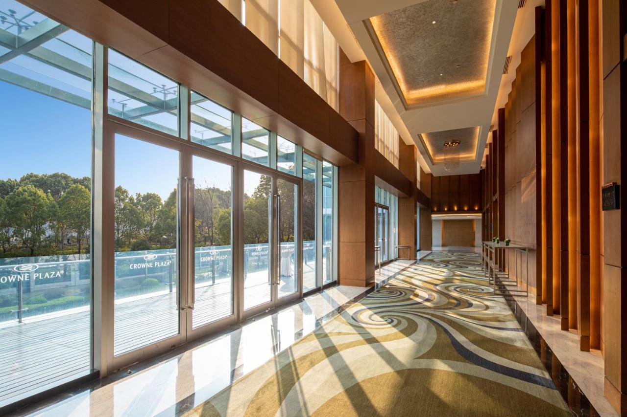 Crowne Plaza Shanghai Xiayang Lake By Ihg Qingpu Buitenkant foto